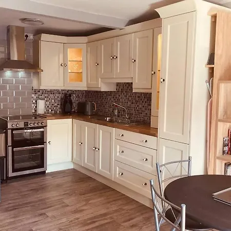 Apartment Boutique 2-bed Town Centre